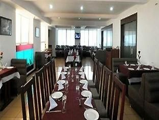 Maya International Hotel Mangalor Kültér fotó